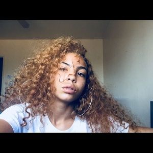 Meet your Posher, Kalara